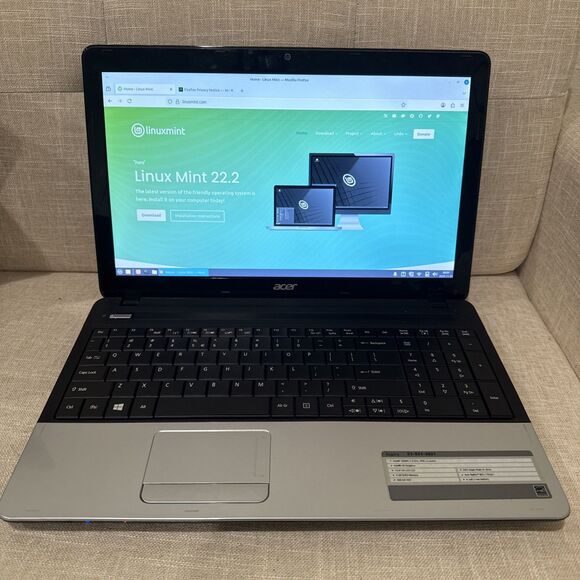 Acer Aspire E1-531 Intel 1000M 4GB 120GB SSD Laptop Linux Mint XFCE PC - Picture 7 of 15